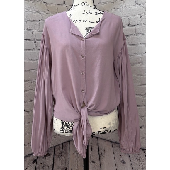 C’isa Women’s Lavender Front Knot Blouse (Size L) - Picture 1 of 10